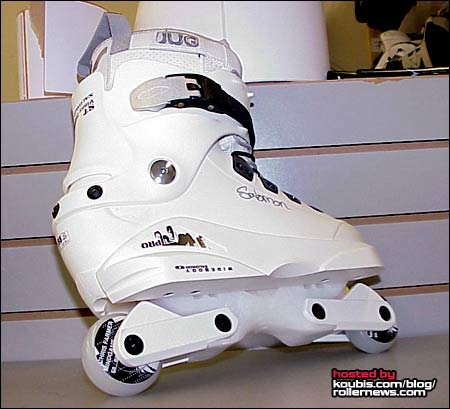 Salomon Awesome Custom: Brandon Campbell's Boot, Vinny Minton's Cuff, Widebodies with White Jug Liner and white Kizer Suspension Frames